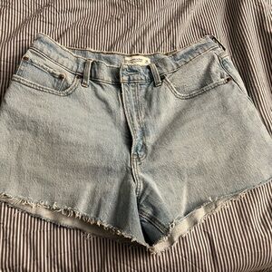 Abercrombie curve love cutoff denim shorts size 30